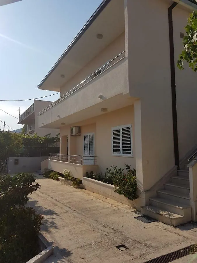 Apartment Damir Trogir